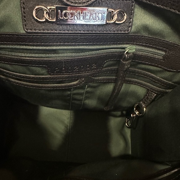 LOCKHEART satchel/Tote made of buttery soft leather and organization galore! NWT - Picture 4 of 6